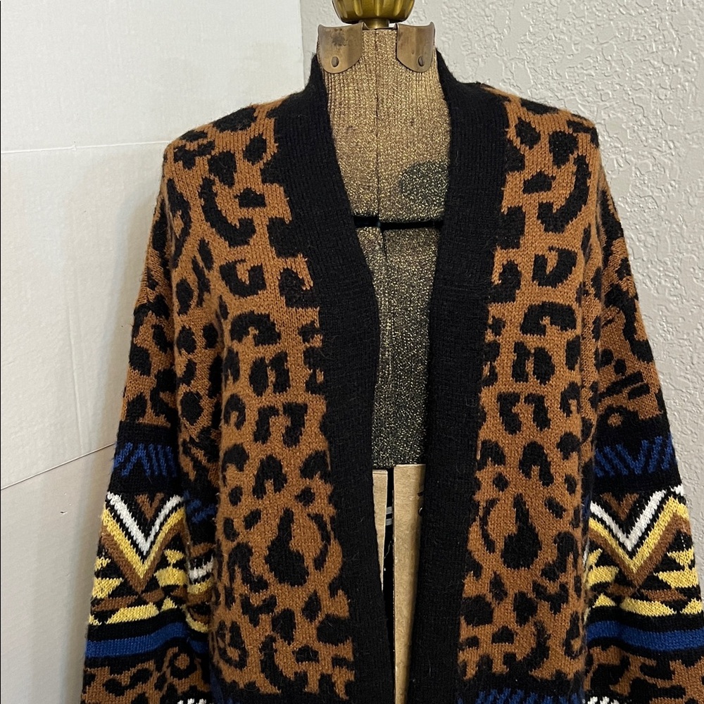 ANTHROPOLOGIE MARSEILLE LEOPARD ANIMAL PRINT CARDIGAN SWEATER SIZE SMALL - Picture 4 of 14